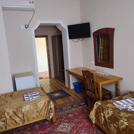 Islambek Travel & Hotel Hive Dış mekan fotoğraf
