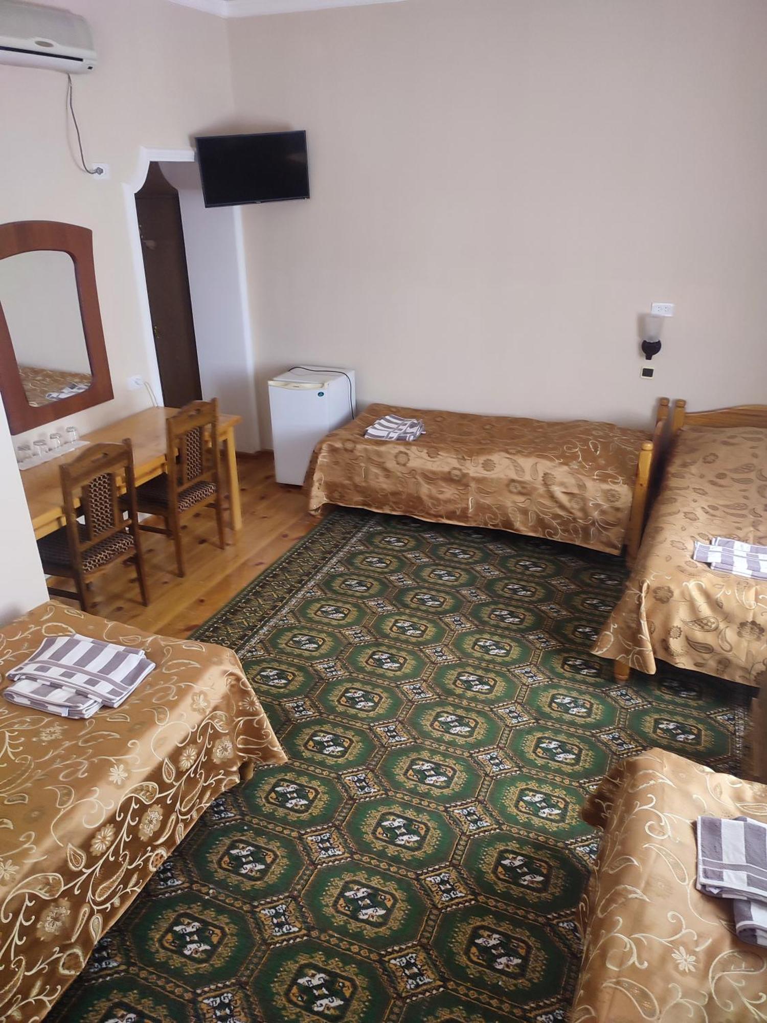 Islambek Travel & Hotel Hive Dış mekan fotoğraf